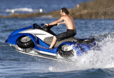 Quadski: deels quad, deels jet-ski